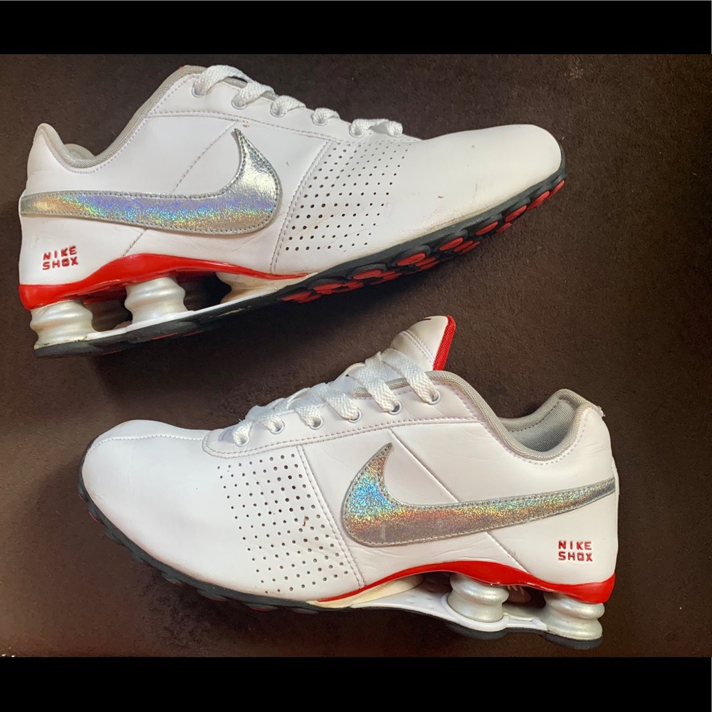 Women’s size 8.5 Nike shox